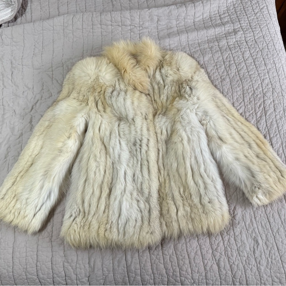 Vintage saga fox fur coat